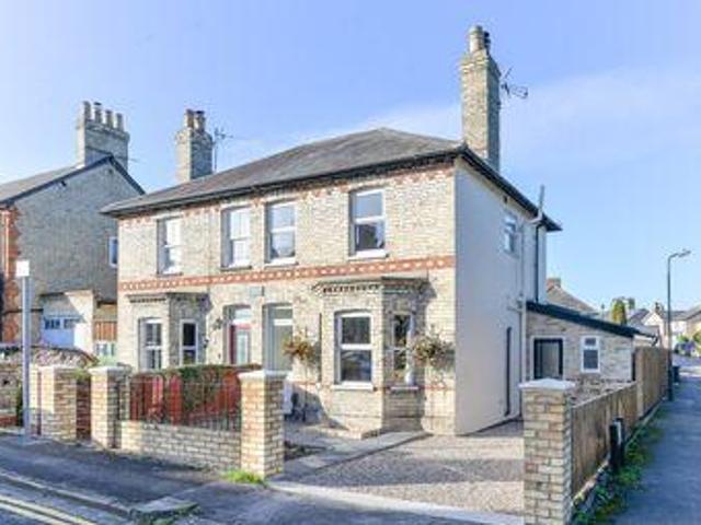 3 Bedrooms Semi detached house for sale in Morton Street, Royston SG8