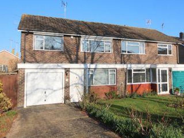 3 Bedrooms Semi detached house for sale in Millfield, Southwater, Horsham RH13
