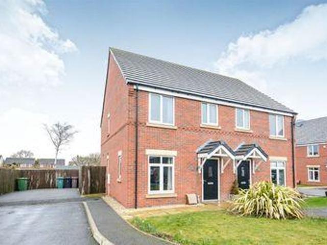 3 Bedrooms Semi detached house for sale in Millrise, Bolsover, Chesterfield S44
