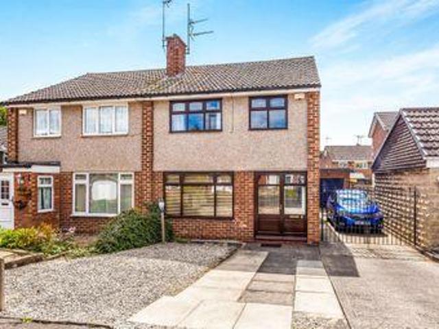 3 Bedrooms Semi detached house for sale in Scarborough Close, North Anston, Sheffield S25