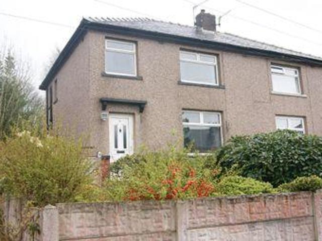 3 Bedrooms Semi detached house for sale in St. Johns Place, Nelson BB9
