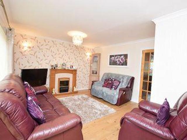 3 Bedrooms Semi detached house for sale in Potterhill Gardens, Perth PH2
