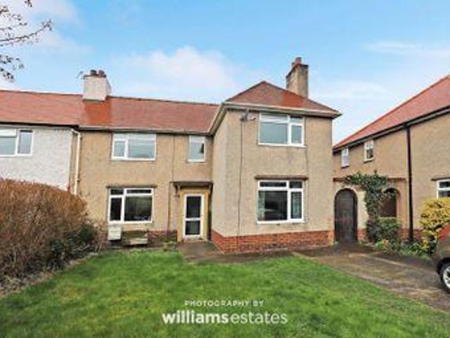 3 Bedrooms Semi detached house for sale in Parc Y Dre Road, Ruthin LL15