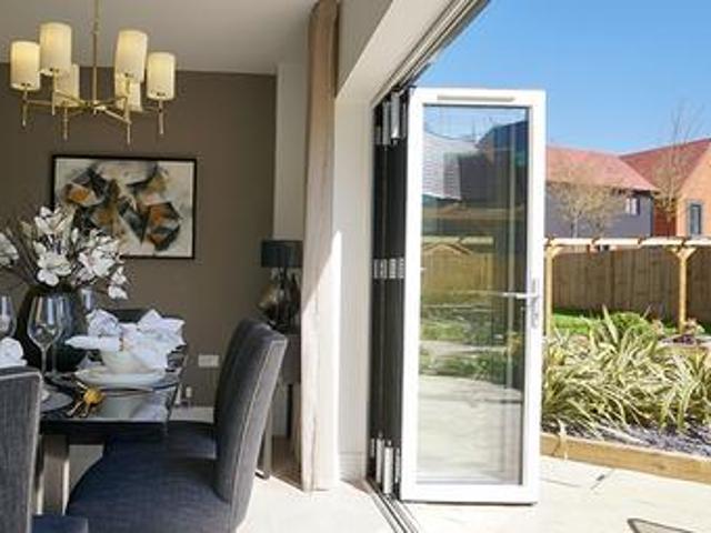 3 Bedrooms Semi detached house for sale in Plot 23 The Drayton, Crowthorne RG45