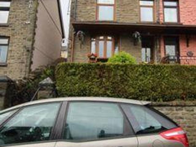 3 Bedrooms Semi detached house for sale in Woodfield Terrace S18, Mountain Ash CF45