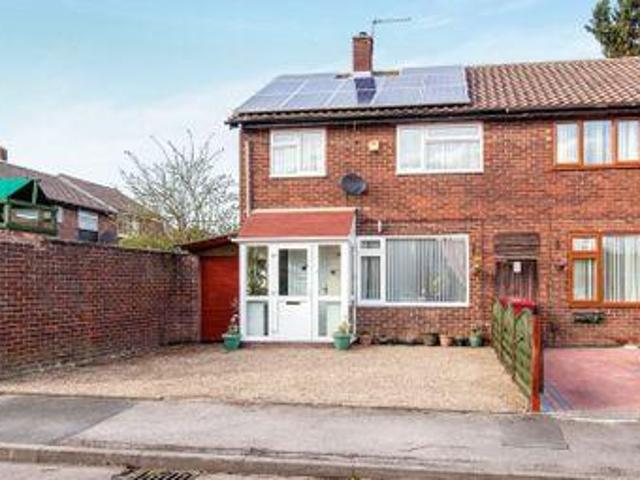 3 Bedrooms Semi detached house for sale in Wordsworth Road, Slough SL2