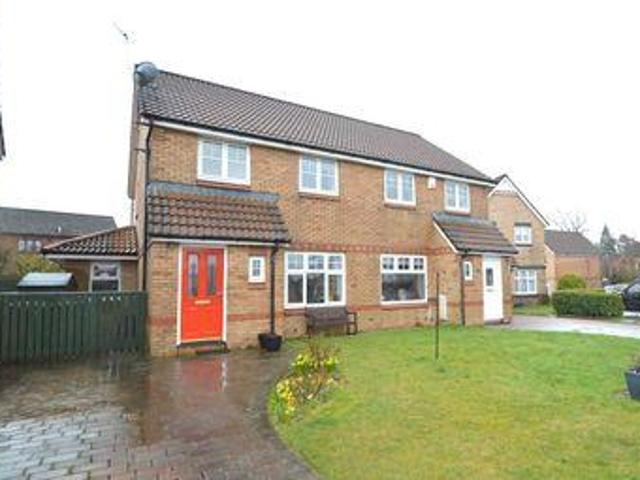 3 Bedrooms Semi detached house for sale in Westfield Park, Strathaven ML10