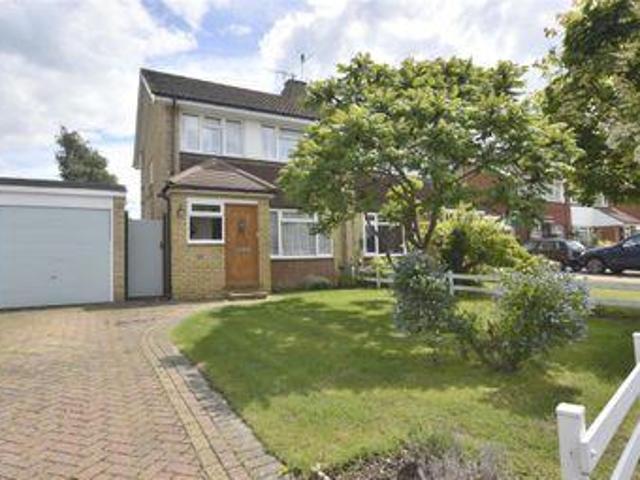 3 Bedrooms Semi detached house for sale in Willow Park, Otford, Sevenoaks, Kent TN14