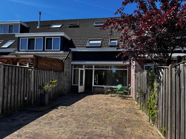 3 bedrooms tussenwoning Surface Area: 110m2