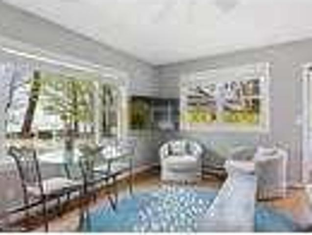 3 bedrooms two full bathrooms Union Pier house