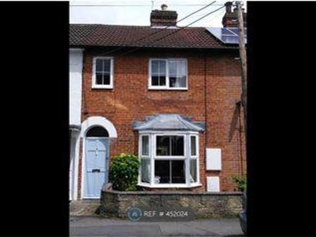 3 Bedrooms Terraced house for rent in Madeline Road, Petersfield GU31