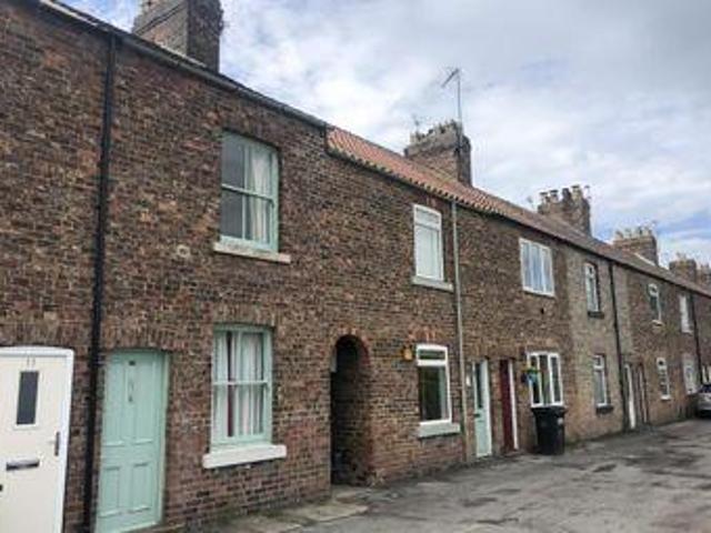3 Bedrooms Terraced house for rent in Melbourne Place, Sowerby, Thirsk YO7