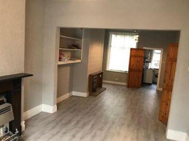 3 Bedrooms Terraced house for rent in Newton Street, Darwen BB3