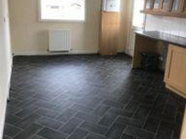 3 Bedrooms Terraced house for rent in Burnbank Street, Darvel KA17