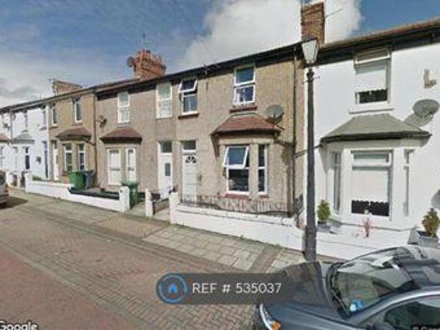 3 Bedrooms Terraced house for rent in Balmoral Road, Wirral CH45