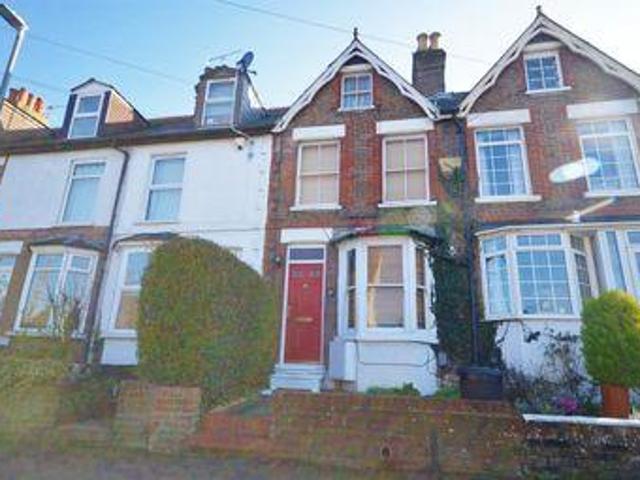 3 Bedrooms Terraced house for rent in Gladstone Road, Chesham, Buckinghamshire HP5