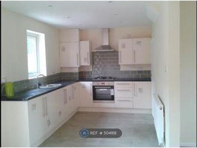3 Bedrooms Terraced house for rent in Glenister Road, Chesham HP5