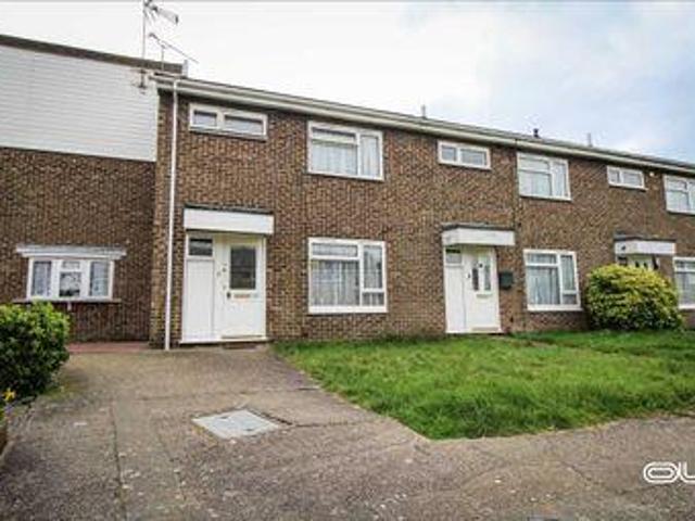 3 Bedrooms Terraced house for rent in Peregrine Drive, Sittingbourne ME10