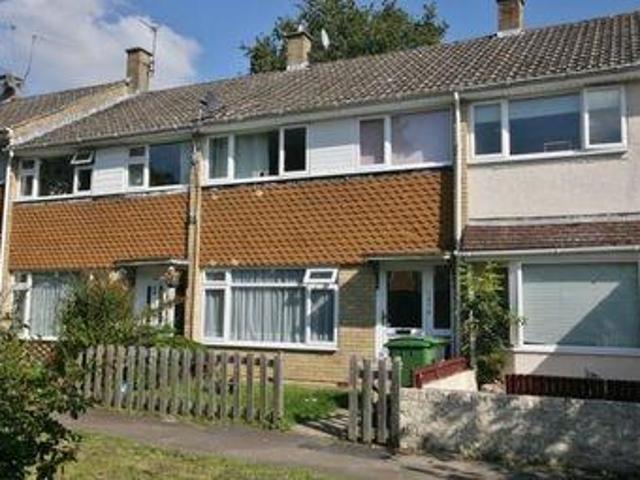 3 Bedrooms Terraced house for rent in Stephens Road, Tadley RG26