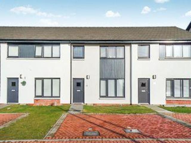 3 Bedrooms Terraced house for sale in Bryden Way, Alloa FK10