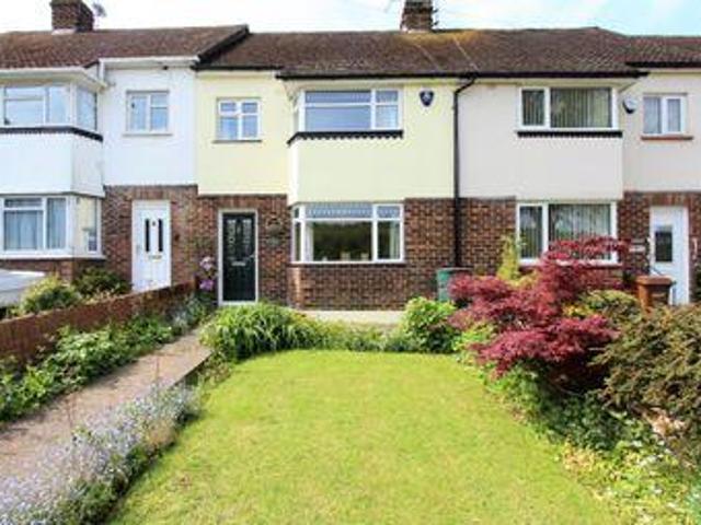 3 Bedrooms Terraced house for sale in Capstone Road, Chatham ME5