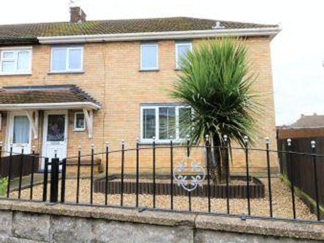 3 Bedrooms Terraced house for sale in Fotherby Road, Scunthorpe DN17