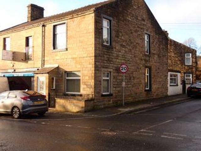 3 Bedrooms Terraced house for sale in Gisburn Road, Barrowford, Nelson BB9