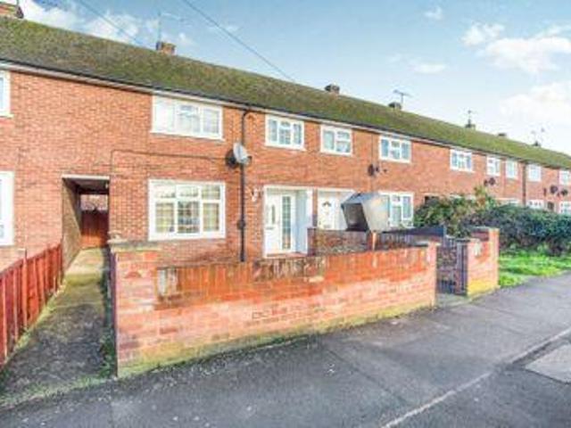 3 Bedrooms Terraced house for sale in Hampden Road, Slough SL3