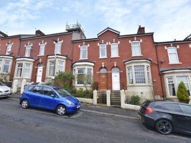 3 Bedrooms Terraced house for sale in Irving Place, Blackburn, Lancashire, United Kingdom BB2