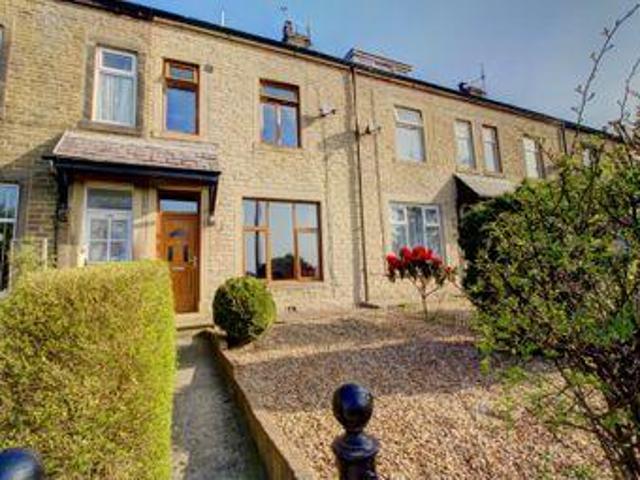 3 Bedrooms Terraced house for sale in Keighley Road, Colne BB8