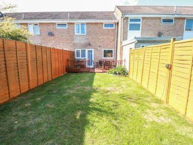 3 Bedrooms Terraced house for sale in Pelican Close, Worle, Weston Super Mare BS22