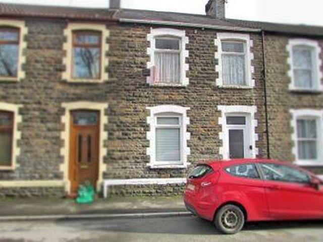 3 Bedrooms Terraced house for sale in Rockingham Terrace, Neath, Neath Port Talbot. SA11