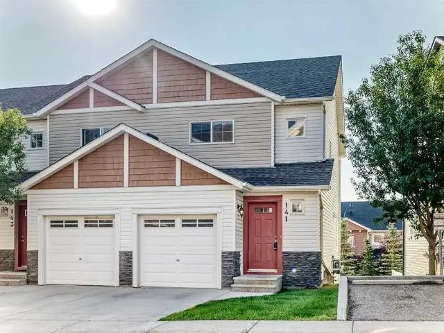 3 Bedrooms Townhouse with Single Attached Garage in Panorama Hill — 3 Bedrooms Townhouse