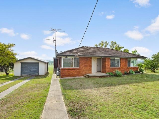 3 Bedrooms + 12 Acres + Shed