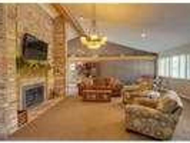3 bedrooms 1,300 sq. ft. must see to believe