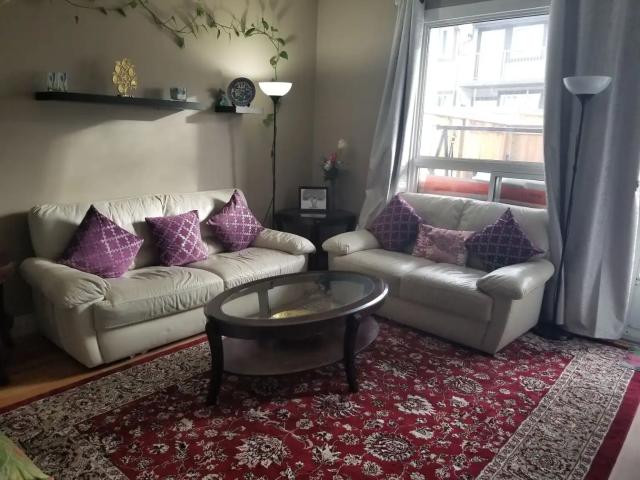 3 Bedrooms 2.5 Bathrooms Townhouse Available immediately for Rent