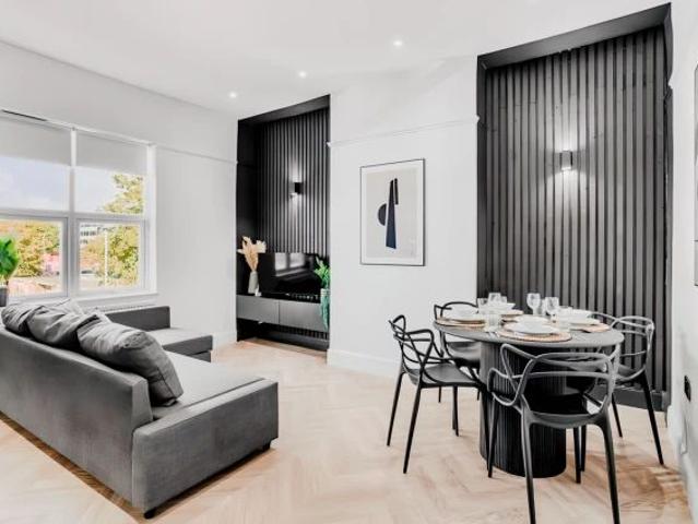 3 Bedrooms 2 Bathrooms