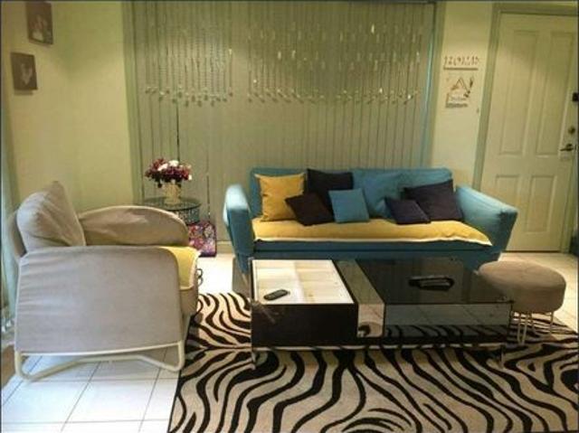 3 Bedrooms, 2 Baths Townhouse with Stunning Parkland Views for rent!