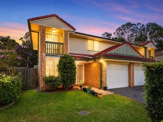 3 Bedrooms, 2 Levels, 1 Refreshingly Low Body Corporate