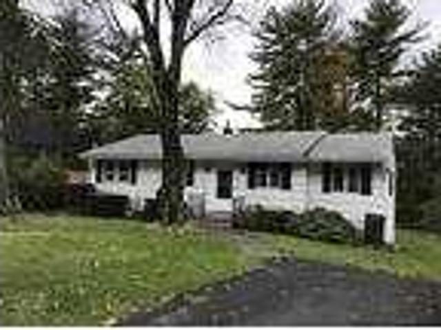 3 Beds 1 Bath