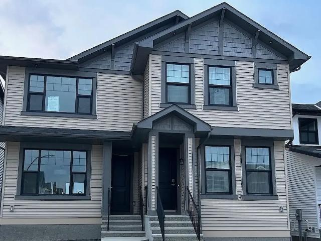 3 beds 2.5 baths Home Available May 1 or Earlier — 3 Bedrooms Main Floor
