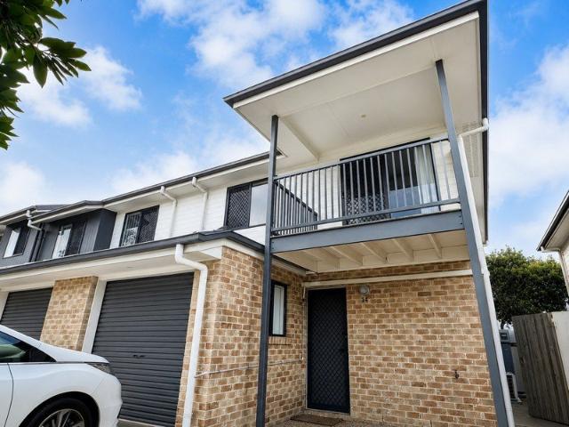 3 Beds, 2 Bath, 1 Powder, 2 Balconies, Spacious Townhome