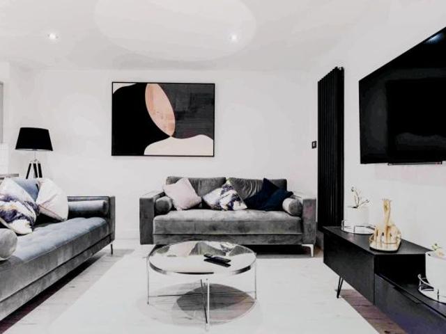 3 Beds 6 Baths