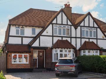 3 Beds Semi Detached