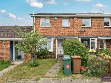 3 bed detached semi available