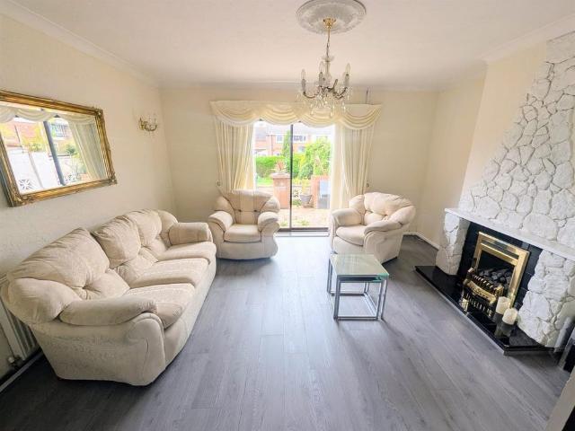 3 Beds Property