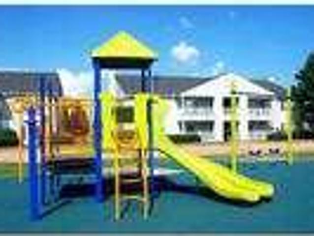 3 Beds River Pointe Apartments