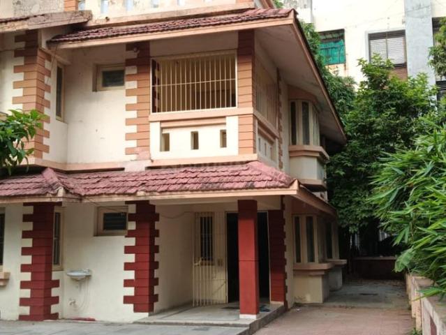 3 BHK Villa in Thaltej for rent Ahmedabad. The reference number is 21366364