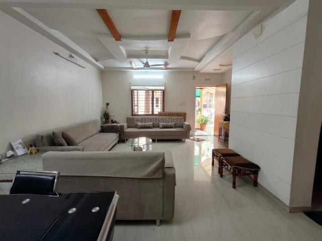 3 BHK Villa in Thaltej for resale Ahmedabad. The reference number is 20282511