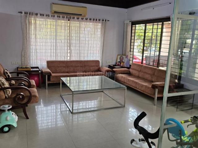 3 BHK Villa in Ambawadi for resale Ahmedabad. The reference number is 19757492